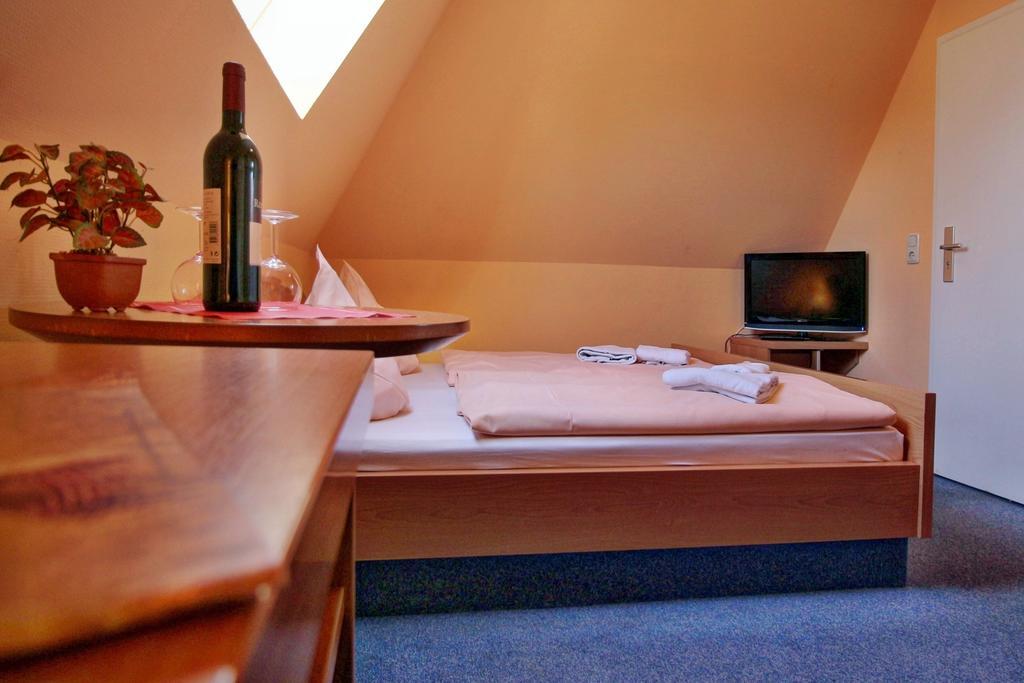 Pension Mola Breege Habitación foto